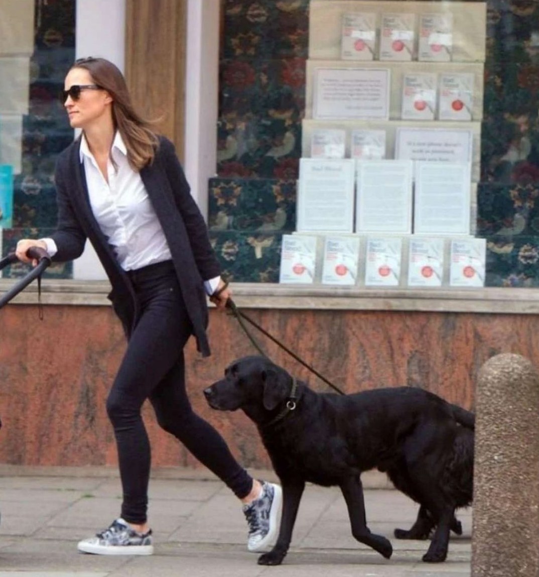 Pippa Middleton in Cocorose London footwear.